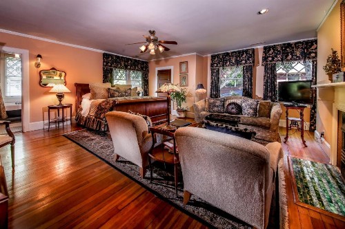 Black Walnut B&B Inn - image 8