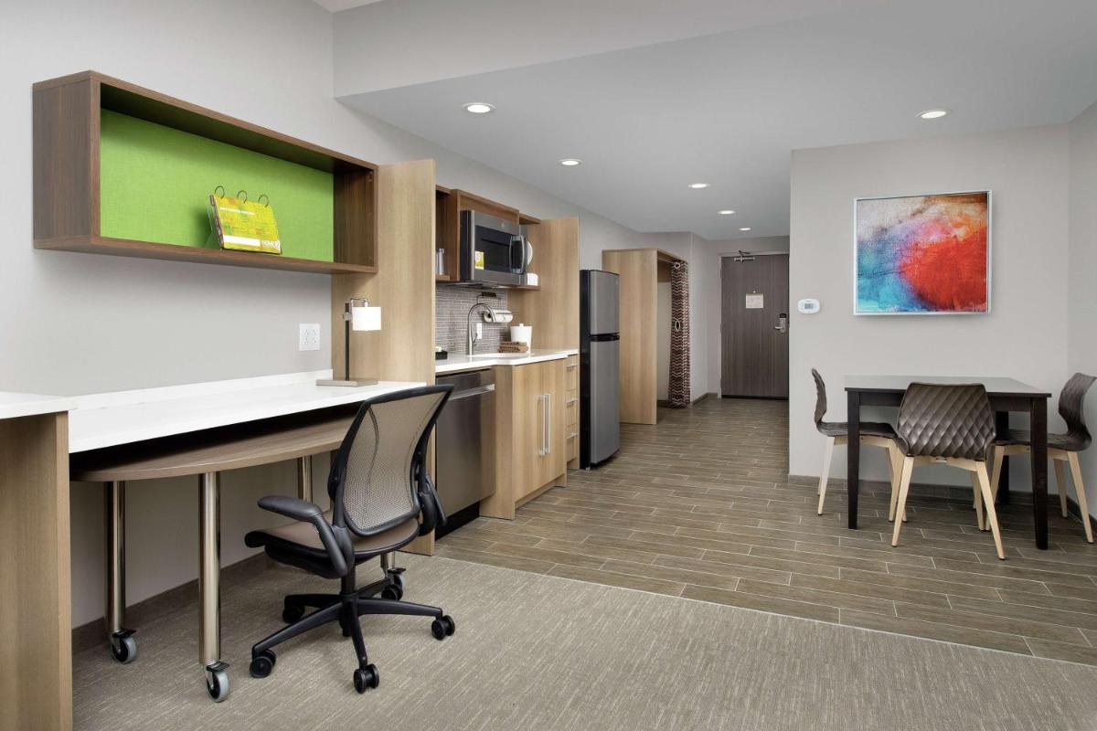 Home2 Suites By Hilton Asheville Biltmore Village - image 3