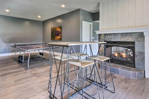 Chic Asheville Retreat with Game Room and Views! - image 11