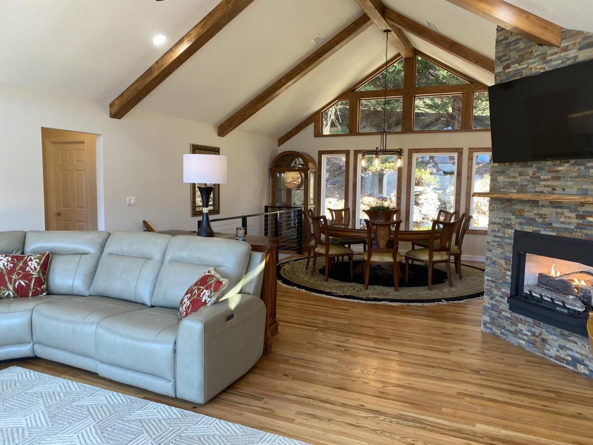Exceptional Vacation Home in Asheville home - image 6