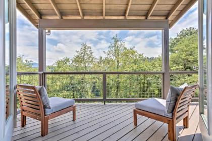 modern Asheville Greenway Residence with 2 Decks