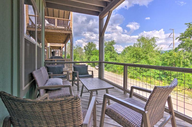 Modern Asheville Greenway Residence with 2 Decks! - image 4