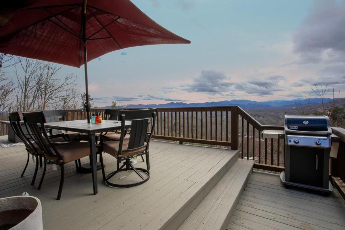 Pisgah View Mountain Retreat - image 6