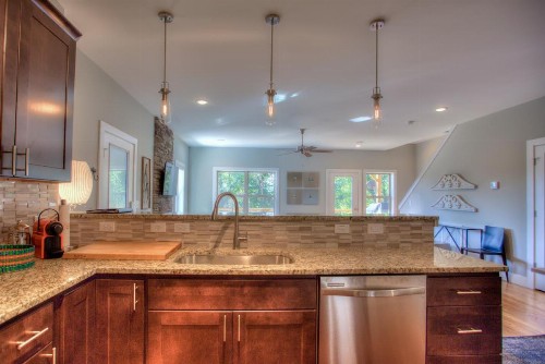 Upstream Cottage - image 11