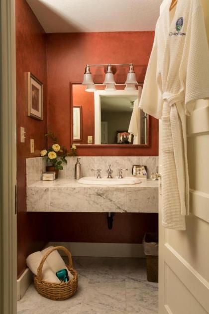 Country Willows Inn - image 9