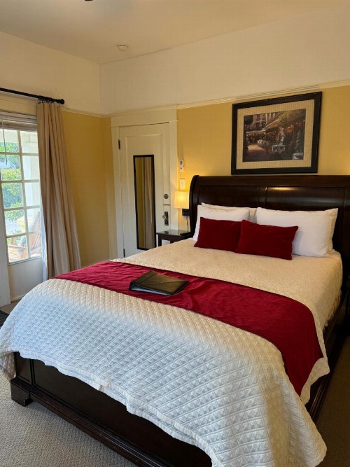 Bayberry Inn B&B - image 28