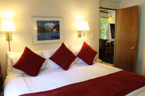 St Moritz Lodge and Condominiums - image 40