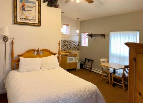 Tyrolean Lodge - image 2