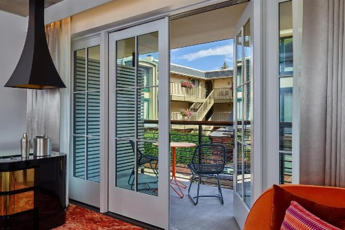 W Aspen - image 32