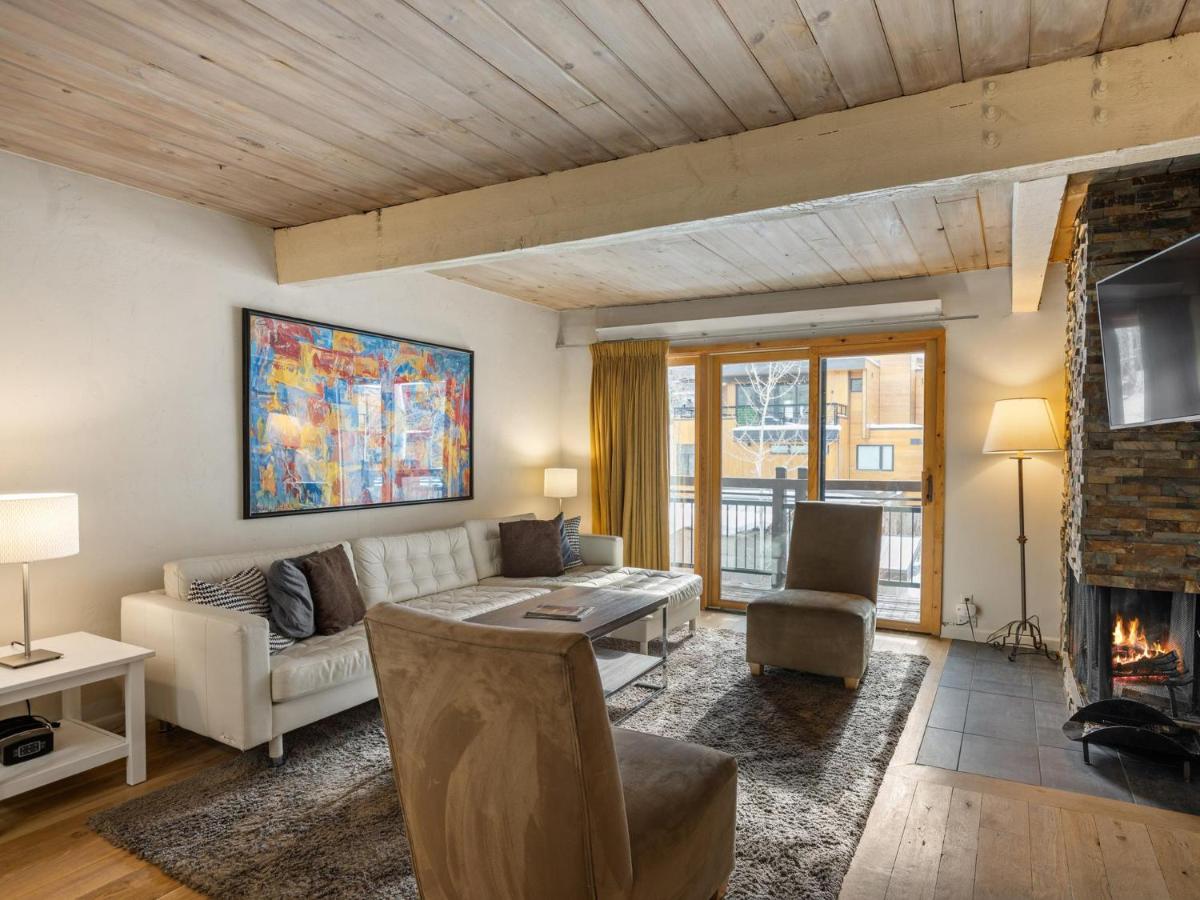 Lift One Condominiums - image 7