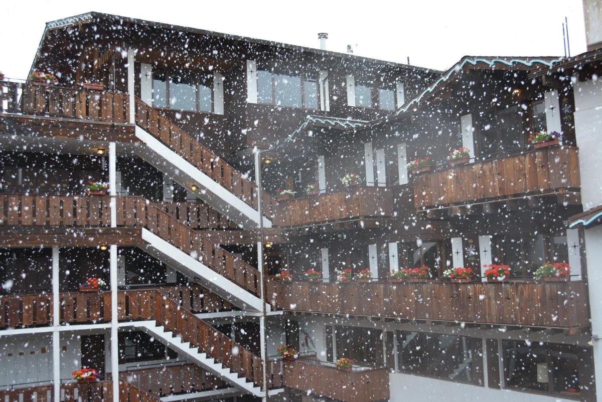 Mountain Chalet Aspen - image 4