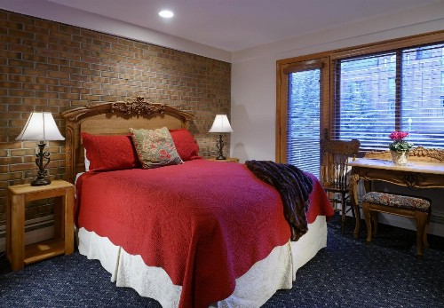 Mountain Chalet Aspen - image 8