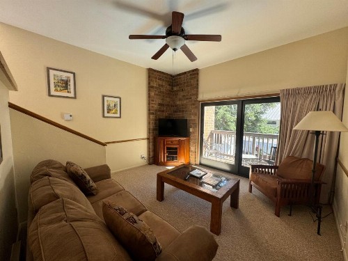 Shadow Mountain Lodge - image 19