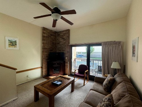 Shadow Mountain Lodge - image 20