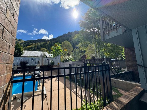 Shadow Mountain Lodge - image 34
