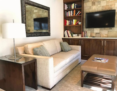 Aspen Square Condominium Hotel - image 23