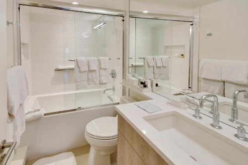 Aspen Square Condominium Hotel - image 38