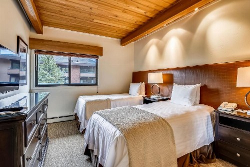 Aspen Square Condominium Hotel - image 50