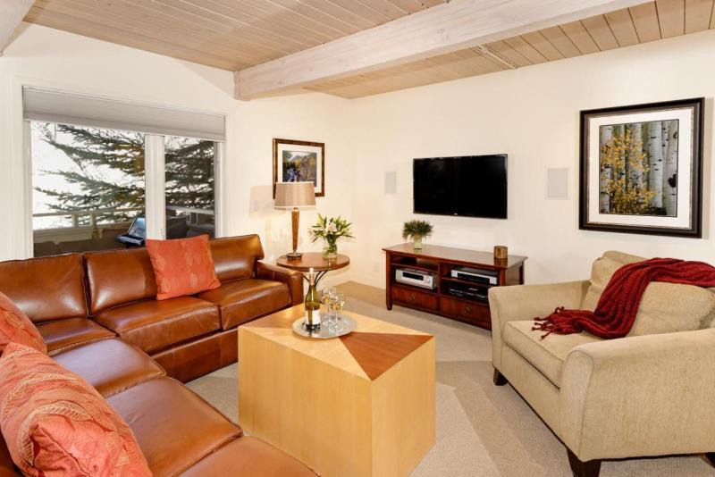 Standard Two Bedroom - Aspen Alps #402 - main image