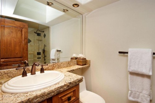 Chateau Eau Claire Unit 11 - image 6