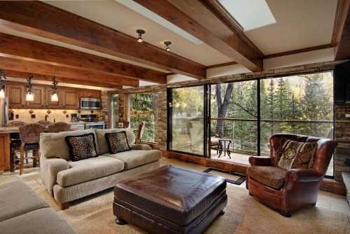 Chateau Eau Claire Unit 11 - image 7