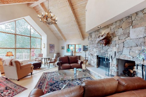 Gem of Aspen - image 2