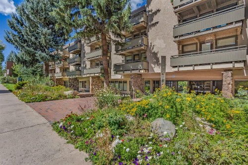 New Listing! Luxurious 2 BR - Mountain Views - Aspen Core - image 31