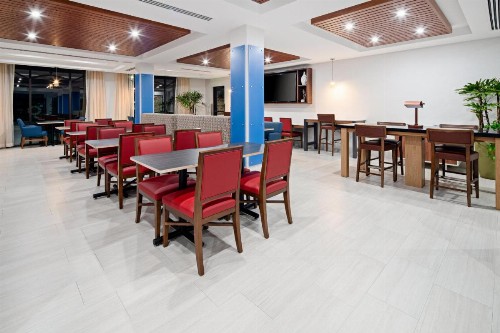 Holiday Inn Express Hotel & Suites Atascadero an IHG Hotel - image 10