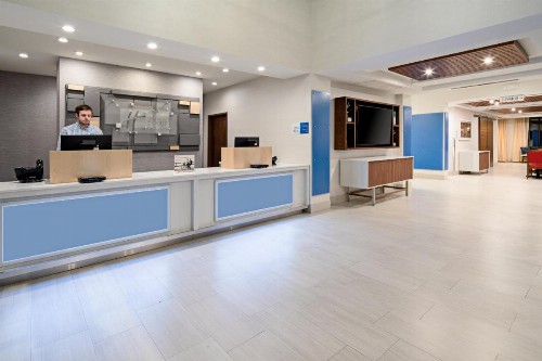 Holiday Inn Express Hotel & Suites Atascadero an IHG Hotel - image 12