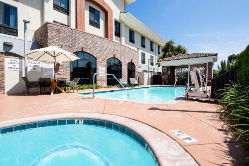 Holiday Inn Express Hotel & Suites Atascadero an IHG Hotel - image 34