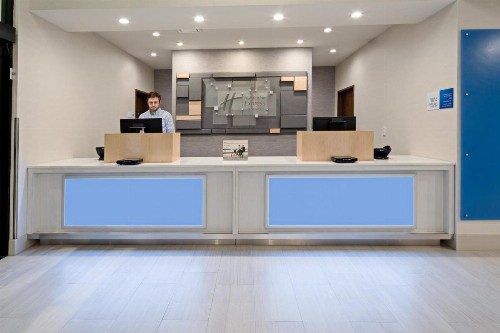 Holiday Inn Express Hotel & Suites Atascadero an IHG Hotel - image 4