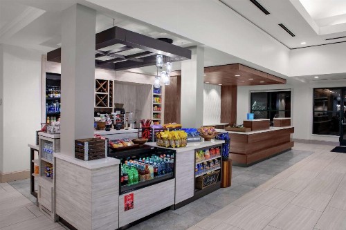 Hilton Garden Inn Atlanta Perimeter Center - image 13