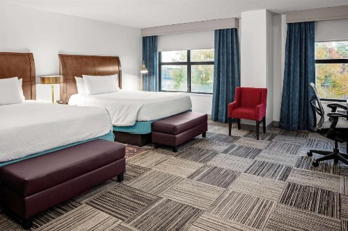 Hilton Garden Inn Atlanta Perimeter Center - image 14