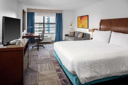 Hilton Garden Inn Atlanta Perimeter Center - image 15