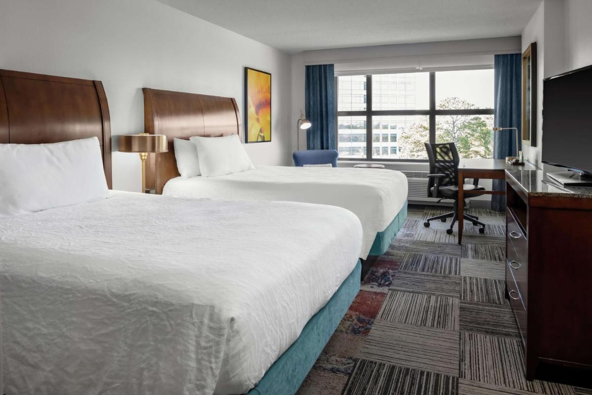 Hilton Garden Inn Atlanta Perimeter Center - image 2