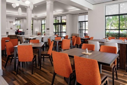 Hilton Garden Inn Atlanta Perimeter Center - image 34