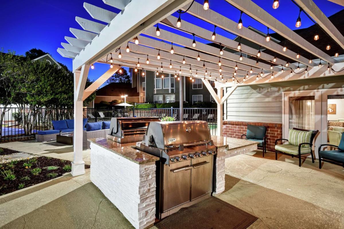 Homewood Suites by Hilton Atlanta-Galleria/Cumberland - image 2
