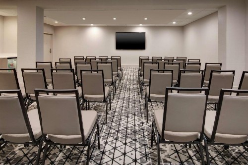 Embassy Suites Atlanta Perimeter - image 37