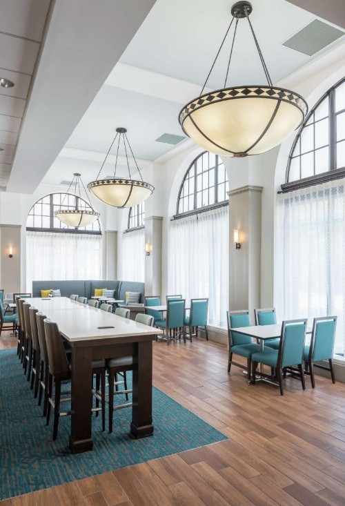 Hampton Inn & Suites Atlanta-Downtown - image 20