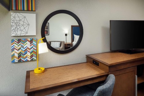 Hampton Inn Atlanta-Northlake - image 16