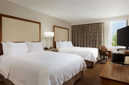 Hampton Inn Atlanta-Buckhead - image 21