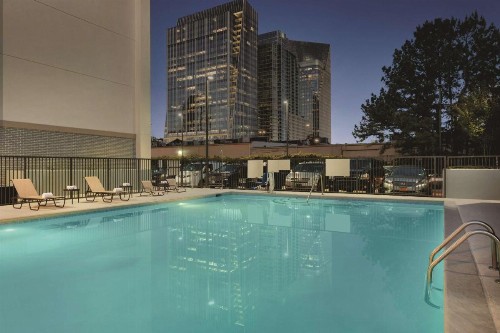 Hampton Inn Atlanta-Buckhead - image 3