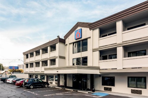 Motel 6-Atlanta GA - Downtown - image 10