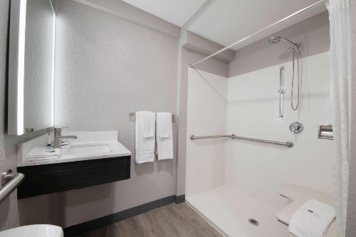 Motel 6-Atlanta GA - Downtown - image 3
