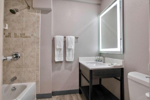 Motel 6-Atlanta GA - Downtown - image 5