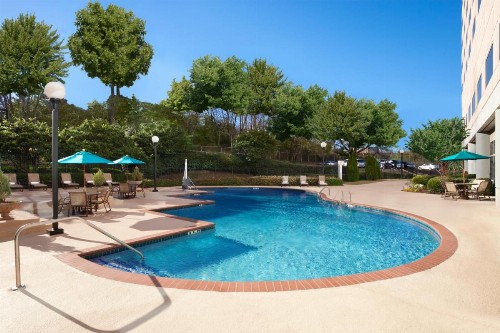 Hilton Atlanta Airport - image 32