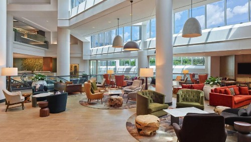 Hilton Atlanta Airport - image 35