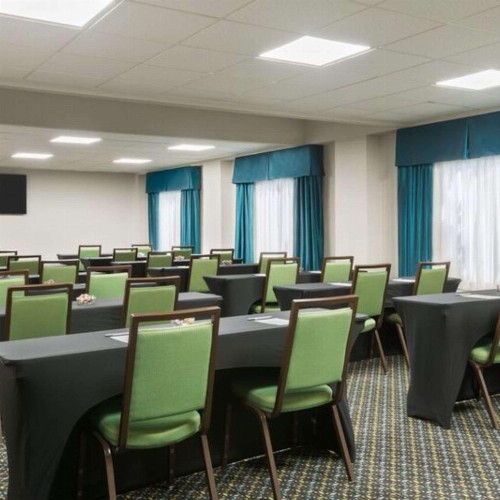 Hampton Inn Atlanta Perimeter Center - image 19