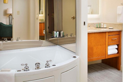 Hilton Atlanta Perimeter Suites - image 12