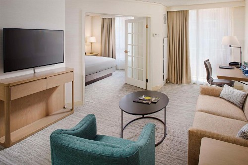 Hilton Atlanta Perimeter Suites - image 17